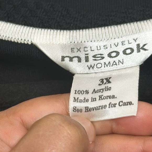Misook 2 piece set sweater cardigan and sleeveless top size 3x black and… - Picture 9 of 10